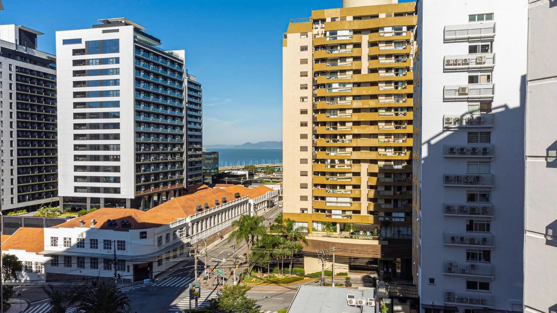 아파트 Casa 5A - 2 Dormitorios - Centro De Floripa